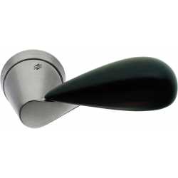 MANIGLIE PER PORTE COLOMBO DESIGN SERIE TACTA SU ROSETTA