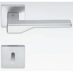 MANIGLIE PER PORTE COLOMBO DESIGN SERIE DEA SU ROSETTA