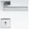 MANIGLIE PER PORTE COLOMBO DESIGN SERIE ELLESSE SU ROSETTA