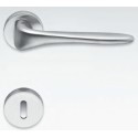 POIGNÉES DE PORTES COLOMBO DESIGN MADI SUR ROSACE MADE IN ITALY