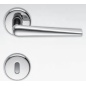 MANIGLIE PER PORTE COLOMBO DESIGN SERIE ROBOTRE SU ROSETTA