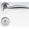 MANILLAS DE PUERTA COLOMBO DESIGN WING CON ROSETA MADE IN ITALY